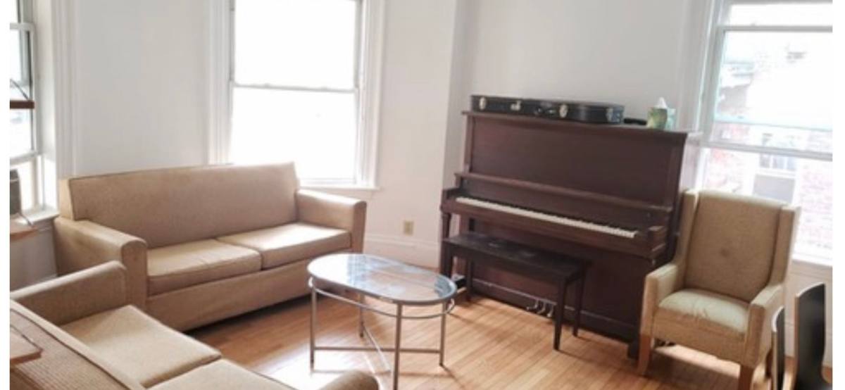 Apartment for rent at 18 Verndale St #1A, Brookline, MA 02446