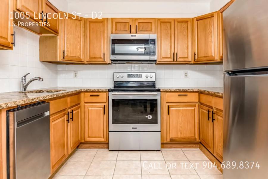 Apartment for rent at 1005 Lincoln St #D2, Hazleton, PA 18201