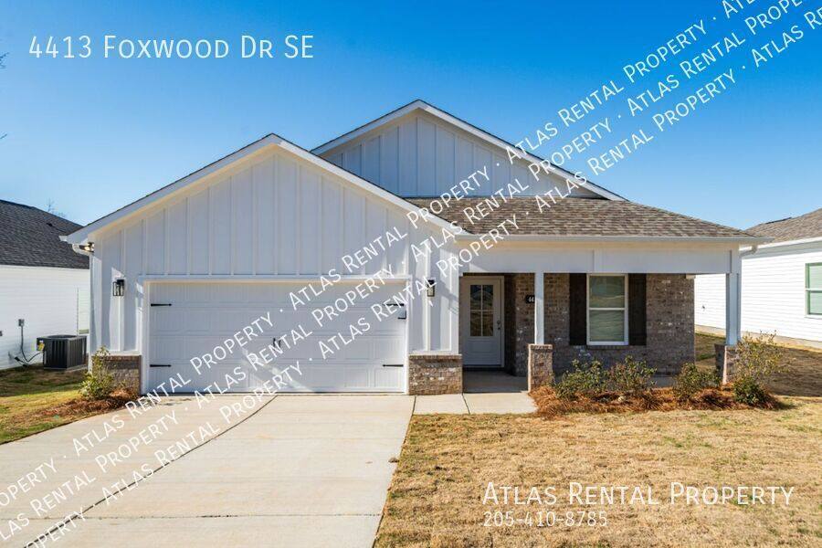 House for rent at 4413 Foxwood Dr SE, Decatur, AL 35603