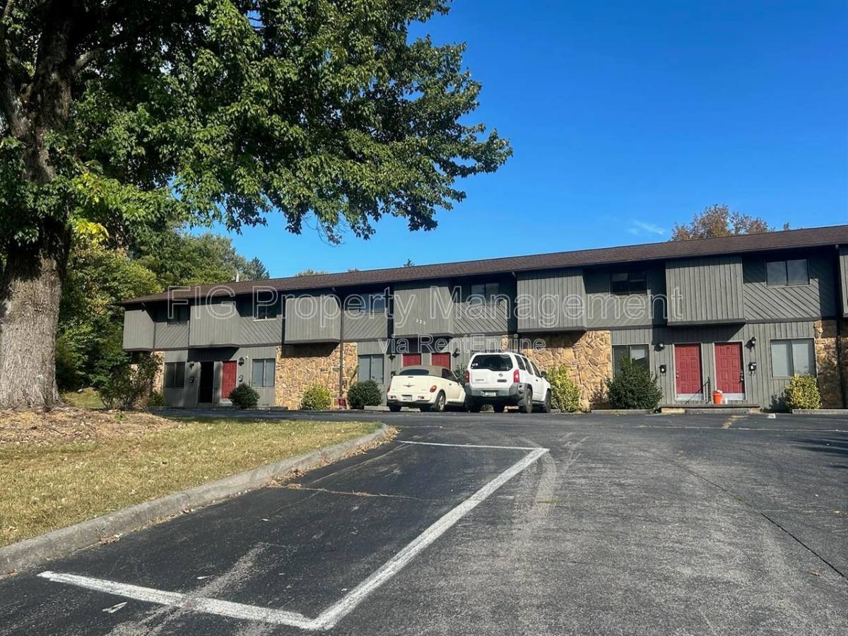 Apartment for rent at 525 Scott County Rd E, Kingsport, TN 37660