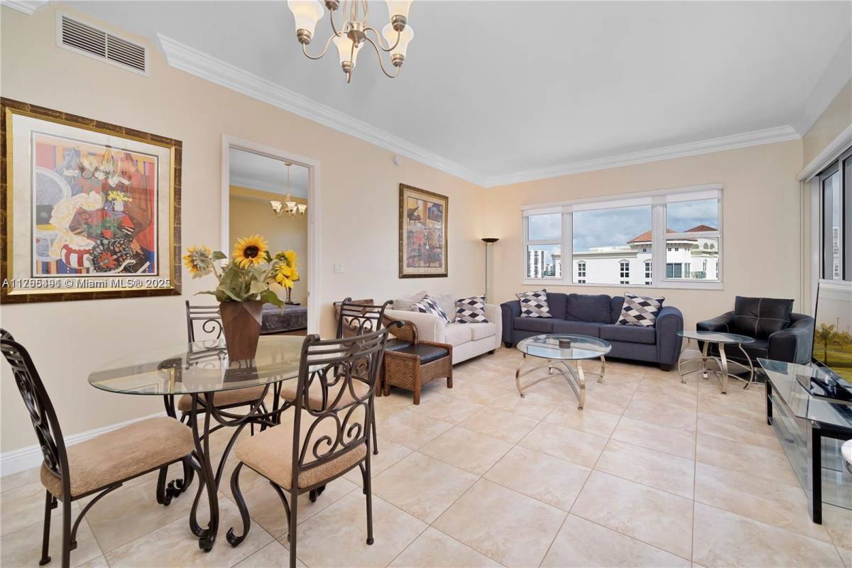 Apartment for rent at 19900 E Country Club Dr, Miami, FL 33180