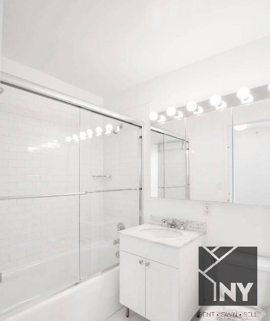 Apartment for rent at 2 Maiden Lane #27C, New York, NY 10038