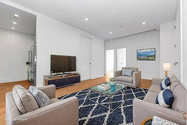 Apartment for rent at 53 W Broadway #1911, New York, NY 10007