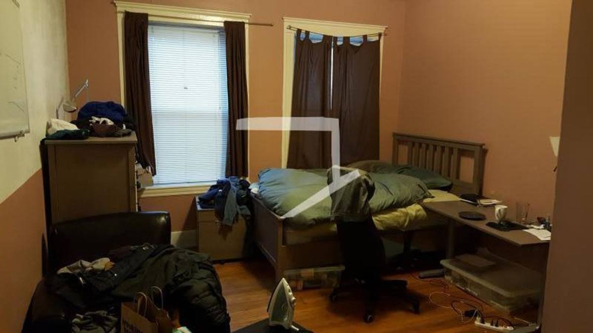 Apartment for rent at 172 Thorndike St #1, Brookline, MA 02446
