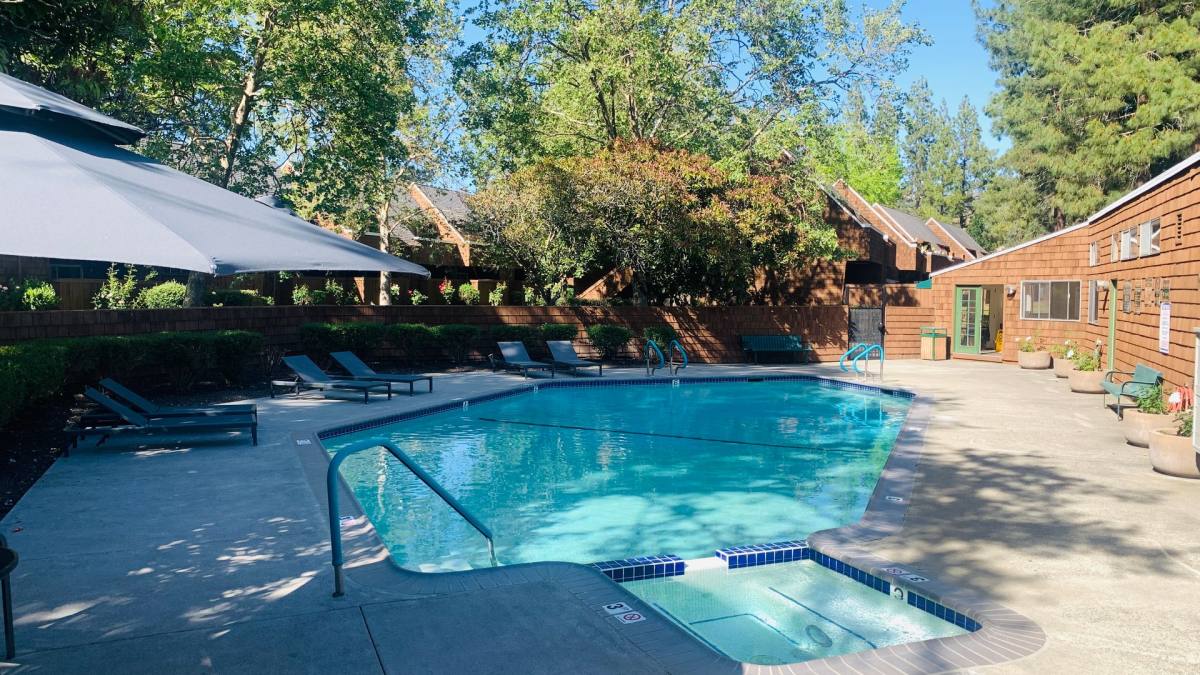 Apartment for rent at 6600 Montecito Blvd, Santa Rosa, CA 95409