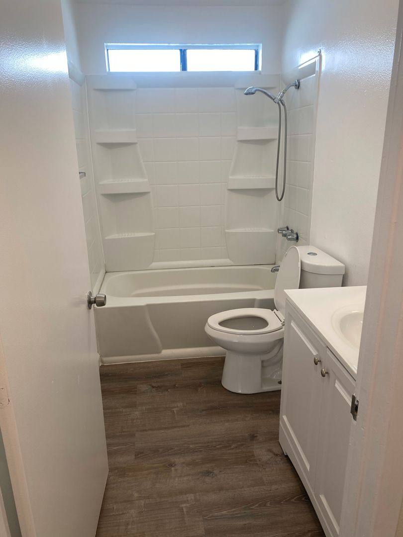 Apartment for rent at 14837 Erwin St, Van Nuys, CA 91411