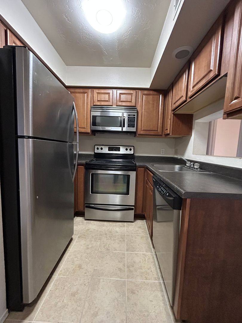 Condo for rent at 1810 E Blacklidge Dr, Tucson, AZ 85719