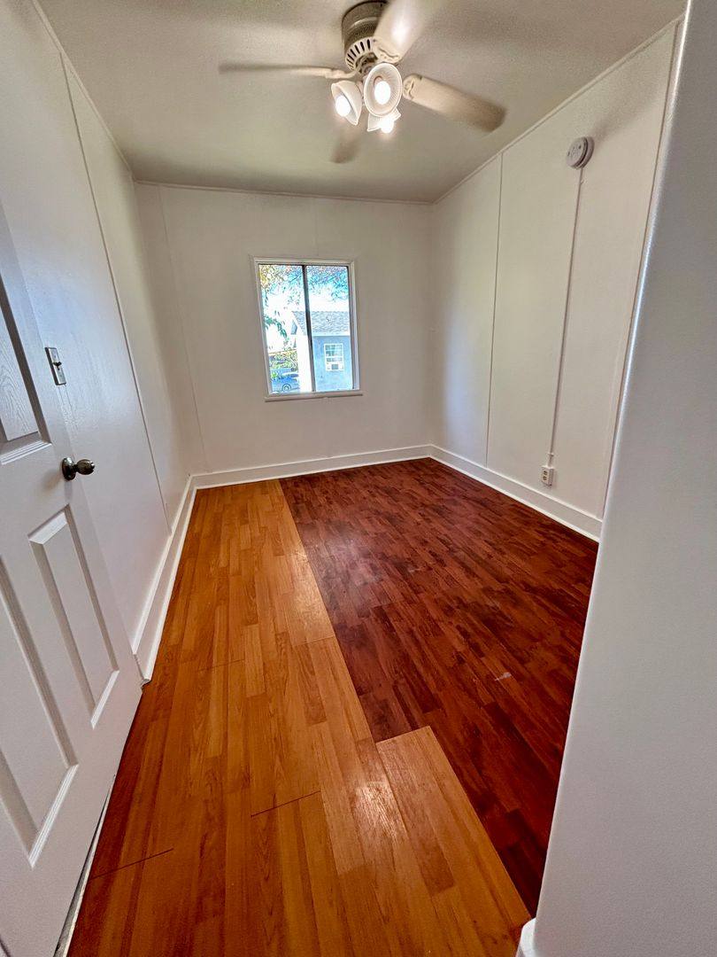 Apartment for rent at 7529 Foothill Blvd, Tujunga, CA 91042