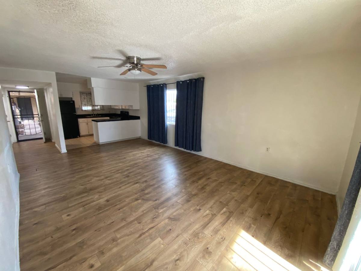 Apartment for rent at 919-923 Alvarado Dr SE, Albuquerque, NM 87108