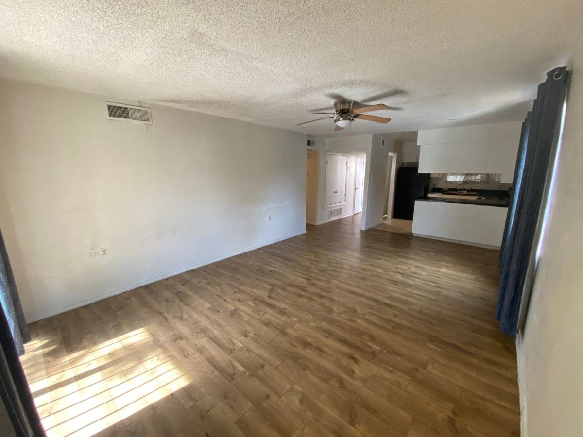 Apartment for rent at 919-923 Alvarado Dr SE, Albuquerque, NM 87108