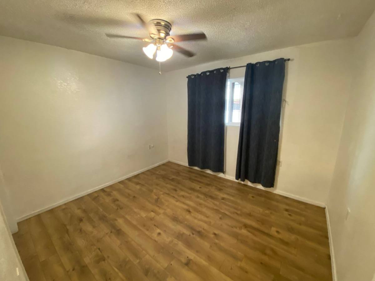 Apartment for rent at 919-923 Alvarado Dr SE, Albuquerque, NM 87108
