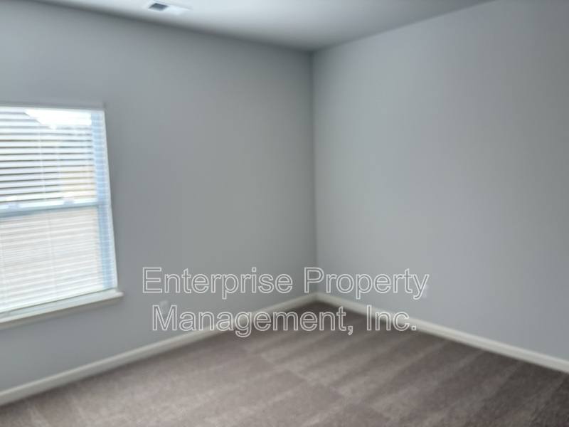 House for rent at 85 Burr Oak Cove, Oakland, TN 38060
