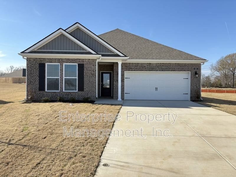 House for rent at 85 Burr Oak Cove, Oakland, TN 38060