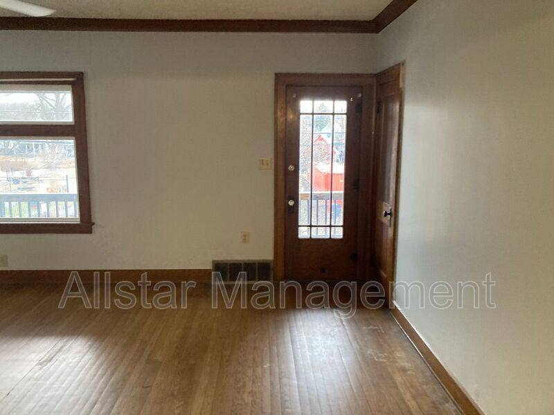 House for rent at 4115 Henritze Ave, Cleveland, OH 44109
