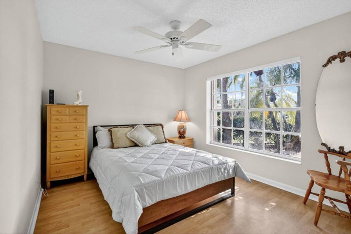 House for rent at 1520 S Club Dr, Wellington, FL 33414