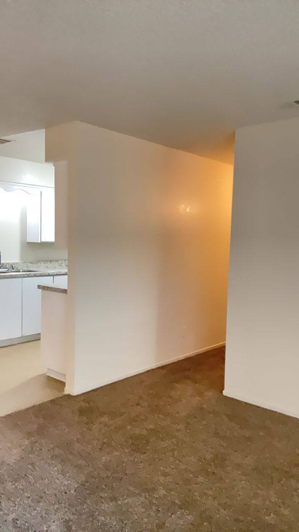 Apartment for rent at 4760 E Butler, Fresno, CA 93702