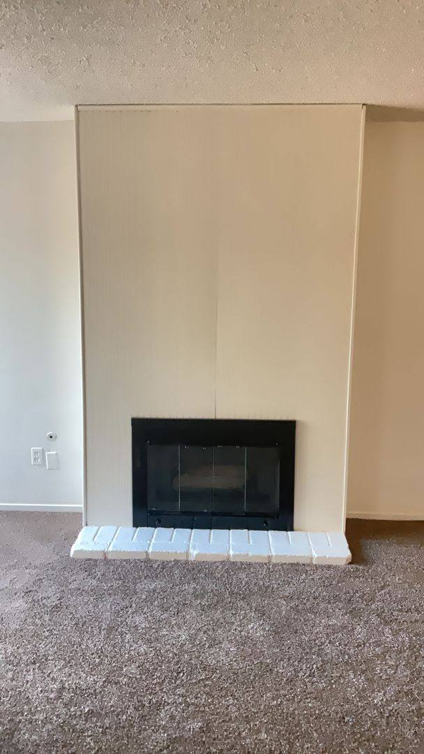 Apartment for rent at 4760 E Butler, Fresno, CA 93702