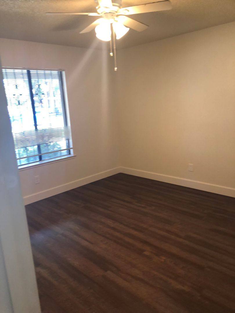 Apartment for rent at 3212 E Ashcroft Ave, Fresno, CA 93726