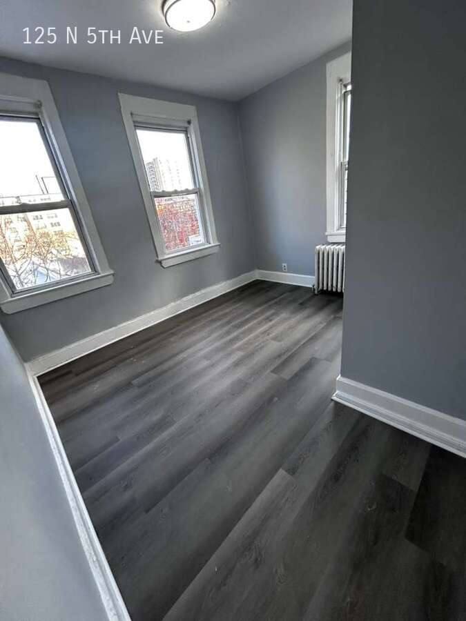 Apartment for rent at 125 N 5th Ave, Mount Vernon, NY 10550
