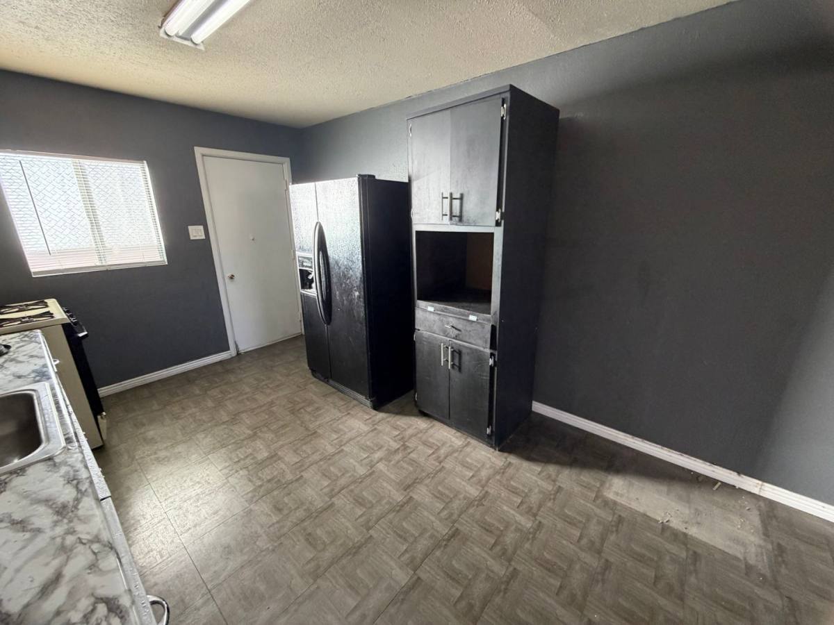 Apartment for rent at 1033-1037 Alvarado Dr SE, Albuquerque, NM 87108