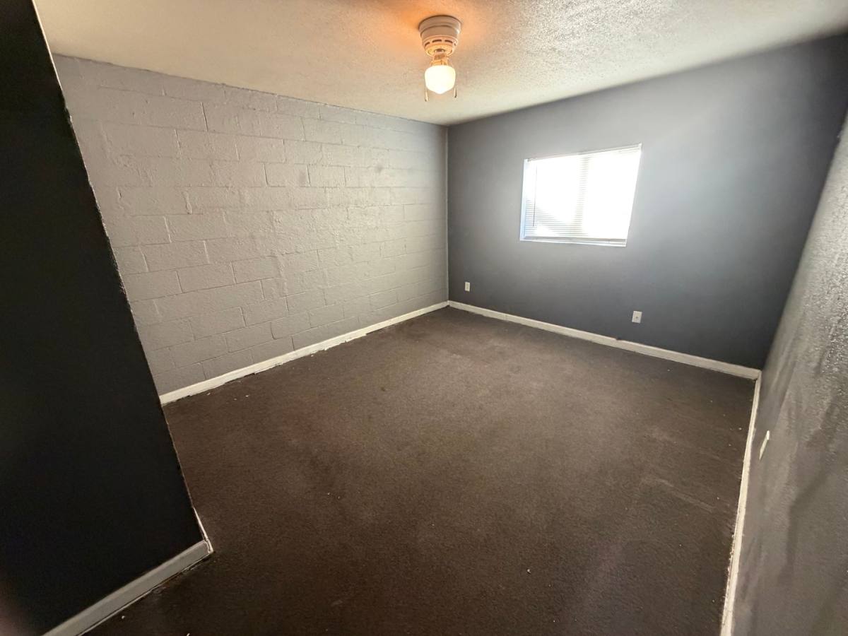 Apartment for rent at 1033-1037 Alvarado Dr SE, Albuquerque, NM 87108
