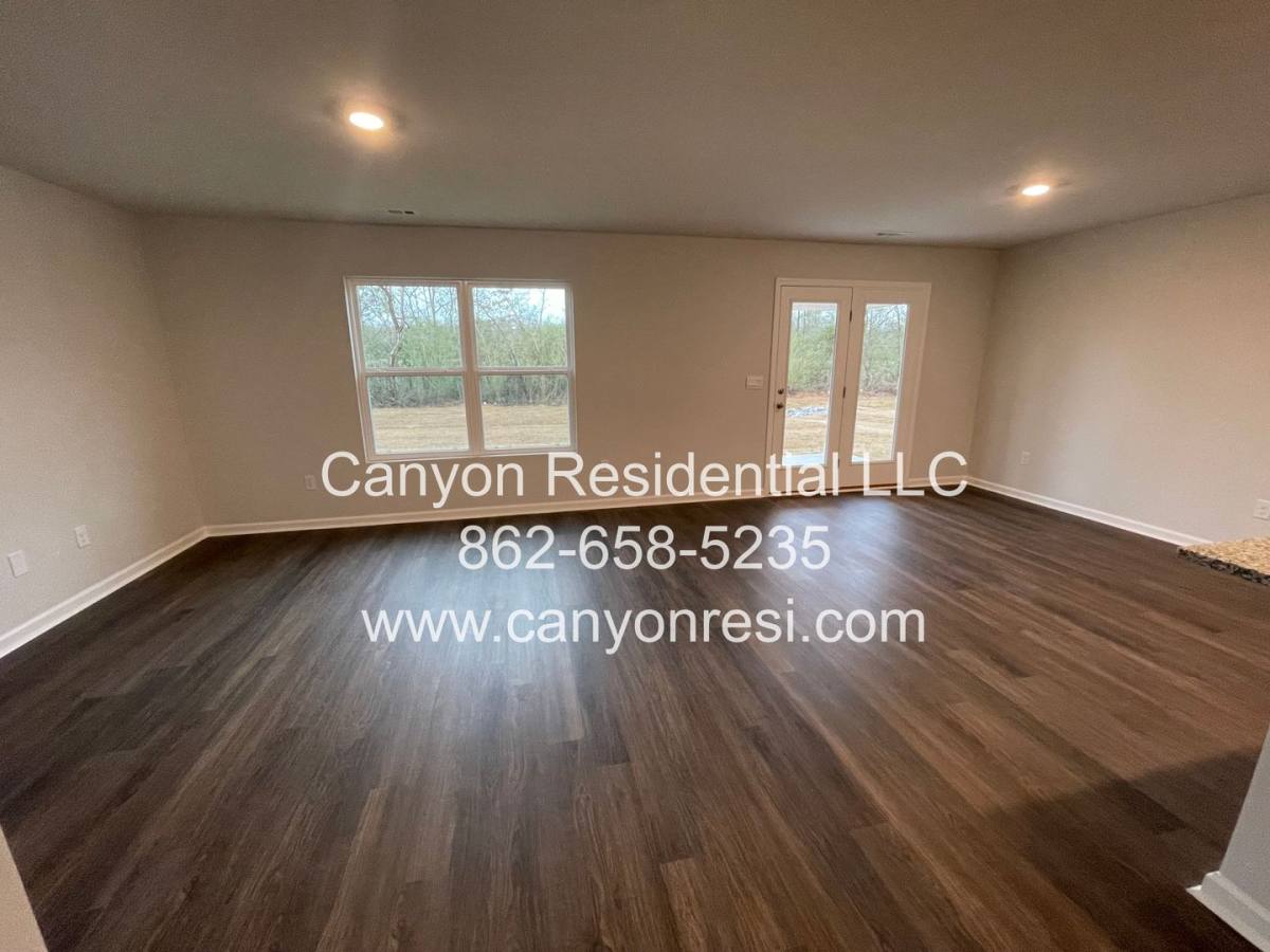 House for rent at 122 Syd Rd, Owens Cross Roads, AL 35763