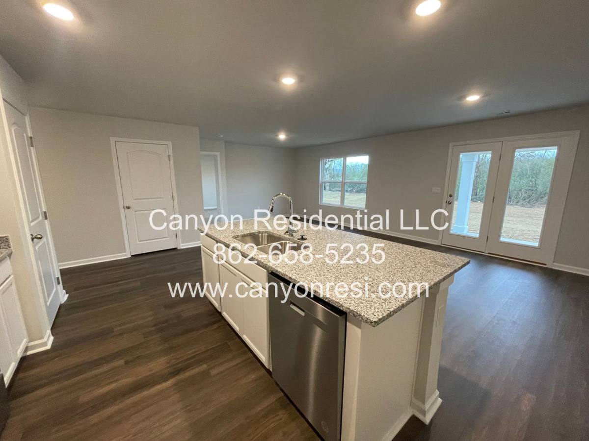 House for rent at 122 Syd Rd, Owens Cross Roads, AL 35763