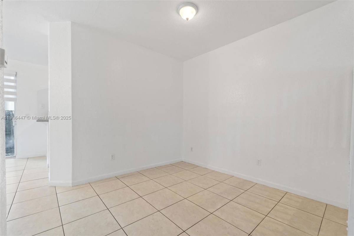 House for rent at 1406 SE 26th Court, Homestead, FL 33035