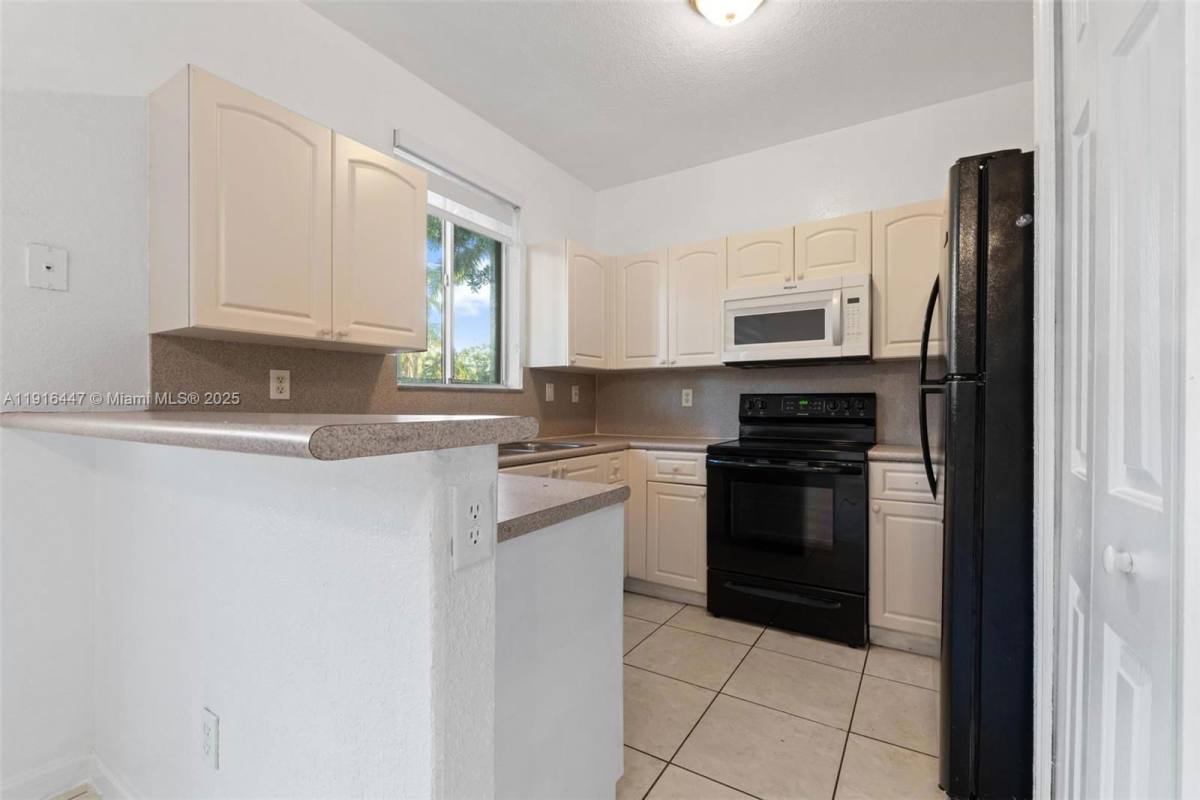 House for rent at 1406 SE 26th Court, Homestead, FL 33035