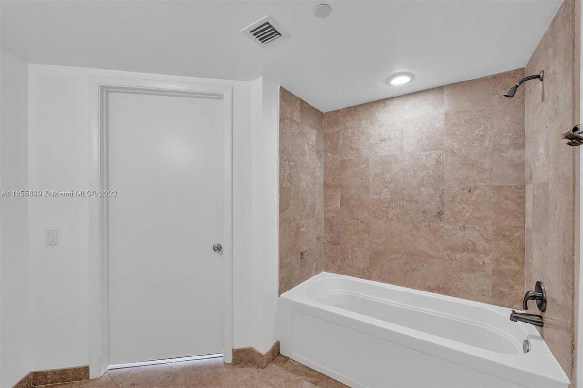 Condo for rent at 350 S Miami Ave, Miami, FL 33130