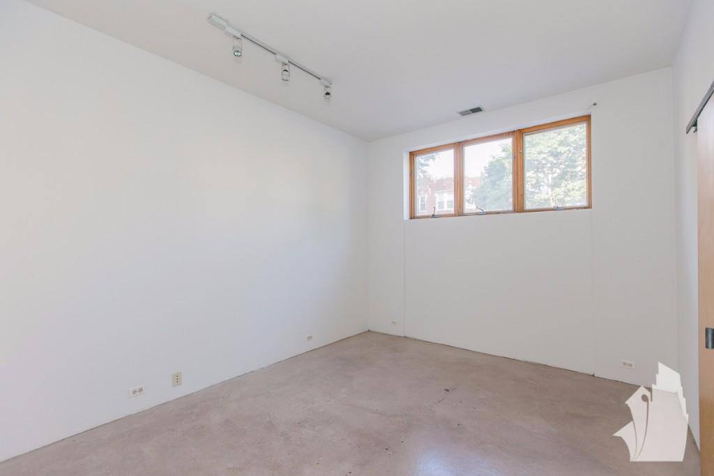 Apartment for rent at 4715 N Damen #2, Chicago, IL 60625