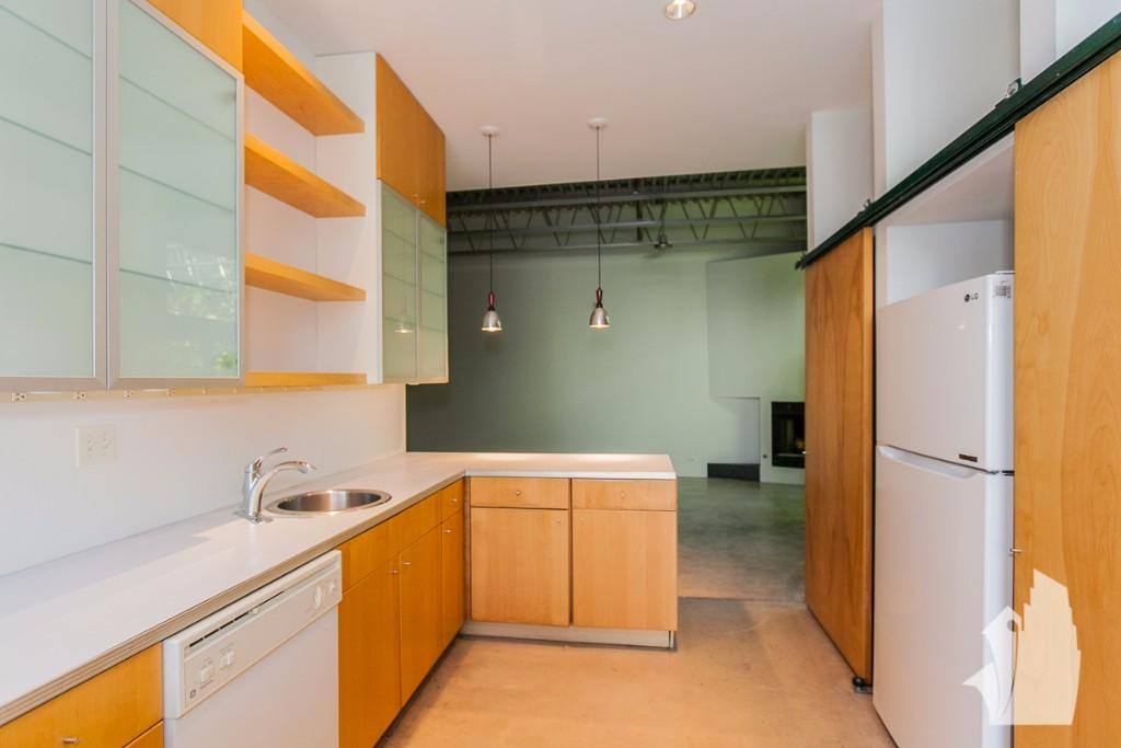 Apartment for rent at 4715 N Damen #2, Chicago, IL 60625