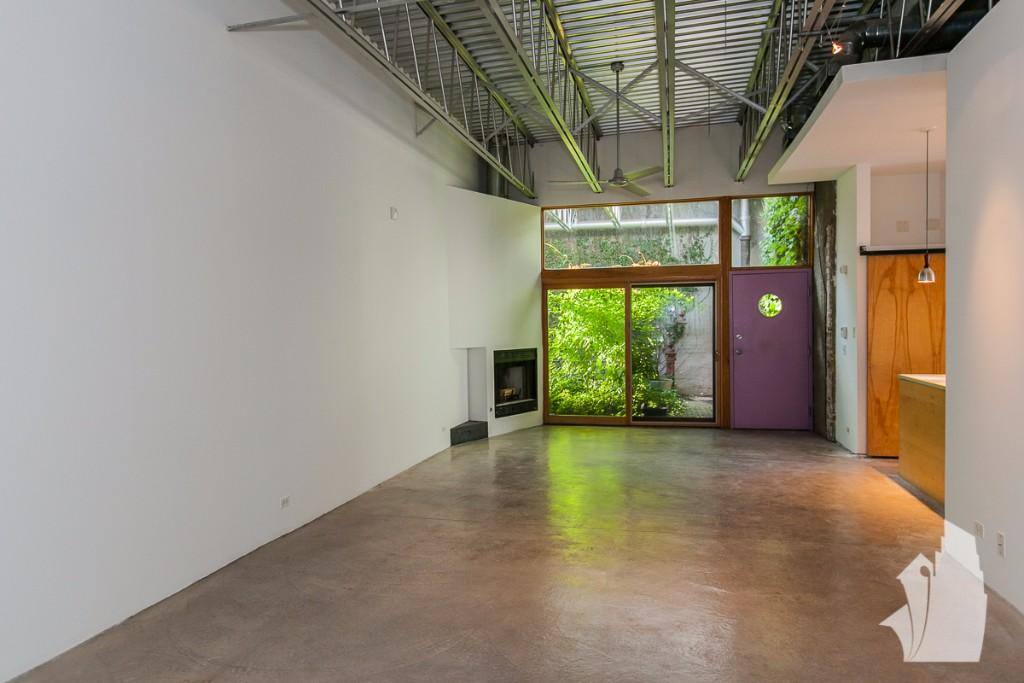 Apartment for rent at 4715 N Damen #2, Chicago, IL 60625