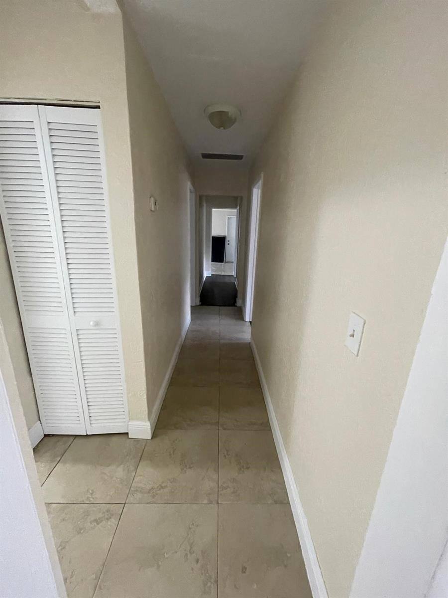House for rent at 290 SW 9th St, Dania, FL 33004