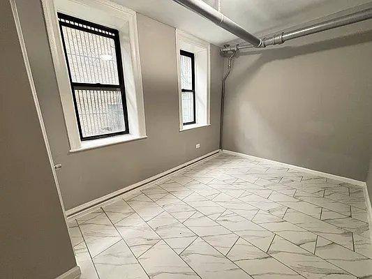 Apartment for rent at 3043 Villa Ave #B, Bronx, NY 10468