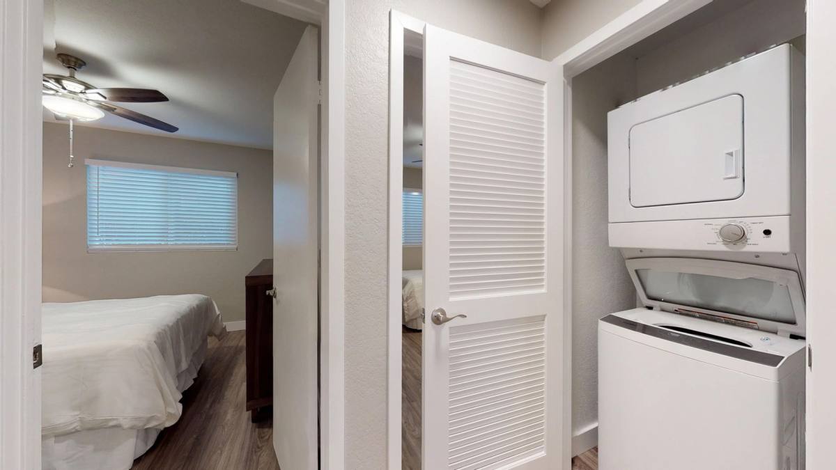Apartment for rent at 303 W Clemmens Lane, Fallbrook, CA 92028