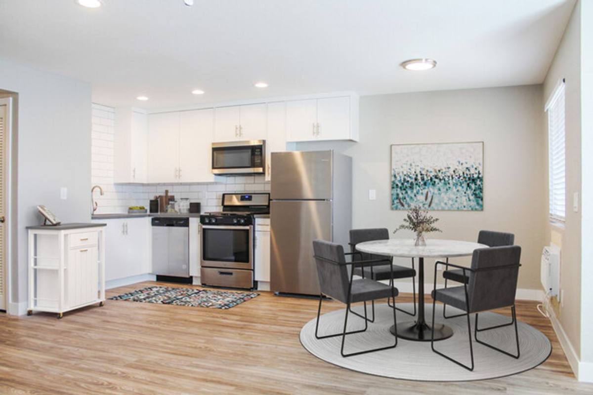 Apartment for rent at 303 W Clemmens Lane, Fallbrook, CA 92028