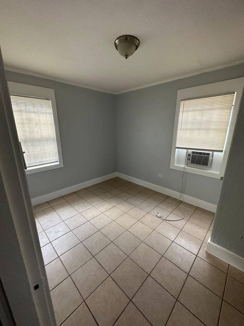 Apartment for rent at 2532 2534 Moncrief Rd, Jacksonville, FL 32209