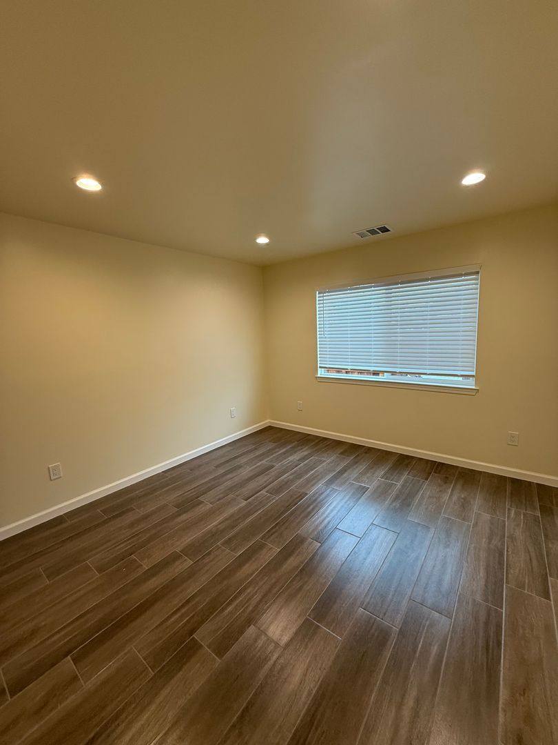 Apartment for rent at 1118 2nd St, Fairfield, CA 94533