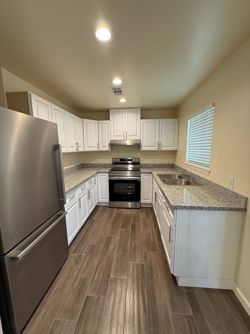 Apartment for rent at 1118 2nd St, Fairfield, CA 94533