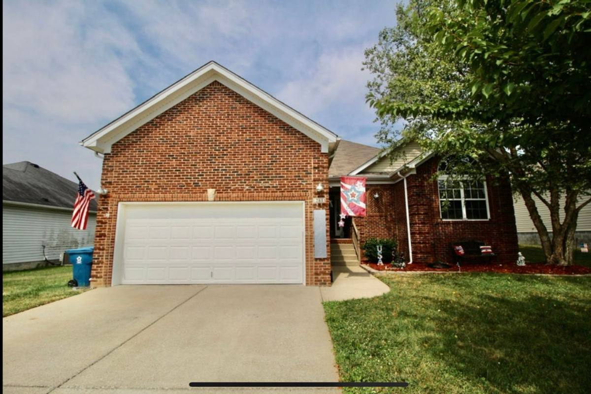 House for rent at 281 Bridlewood Ave, Shelbyville, KY 40065