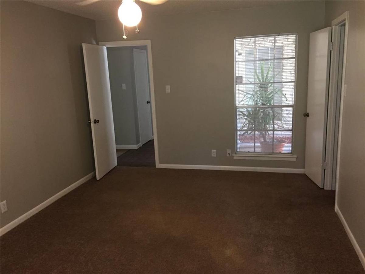 Apartment for rent at 1910 Westridge Dr, Austin, TX 78704