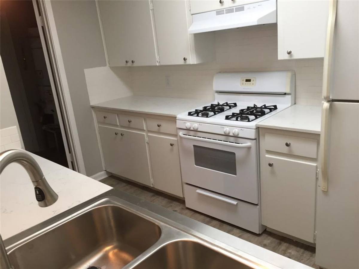 Apartment for rent at 1910 Westridge Dr, Austin, TX 78704