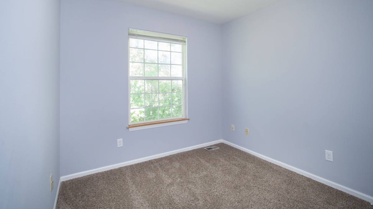 Apartment for rent at 855 Regent Dr, Dekalb, IL 60115