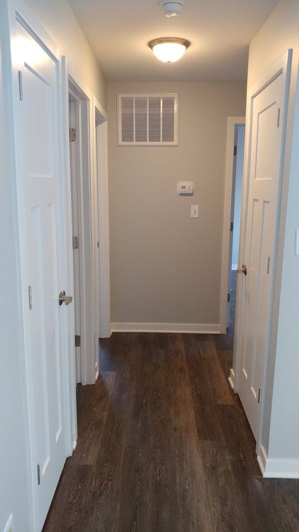 Apartment for rent at 916 Regent Dr, Dekalb, IL 60115