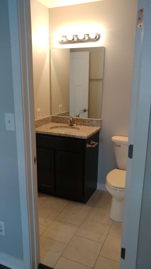 Apartment for rent at 916 Regent Dr, Dekalb, IL 60115