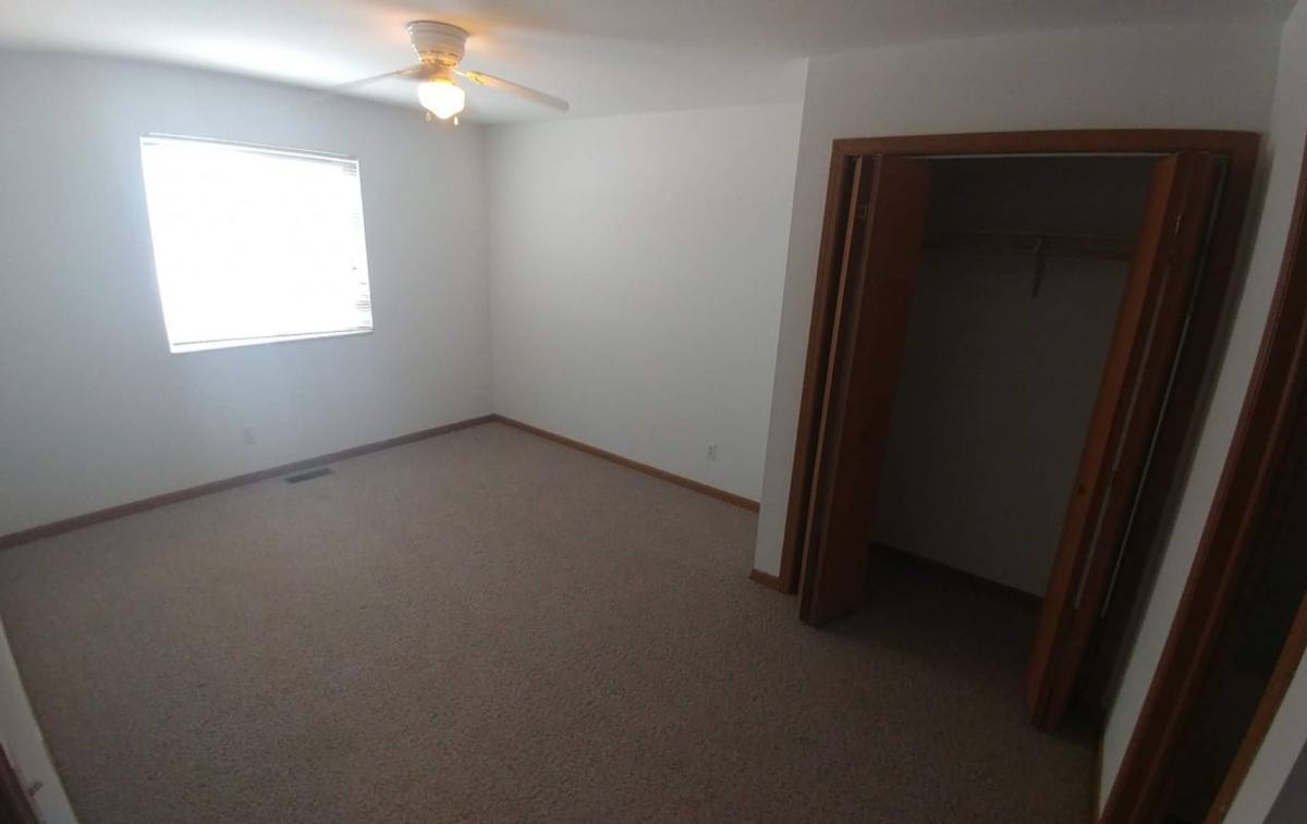 Apartment for rent at 1107 Regent Dr, Dekalb, IL 60115