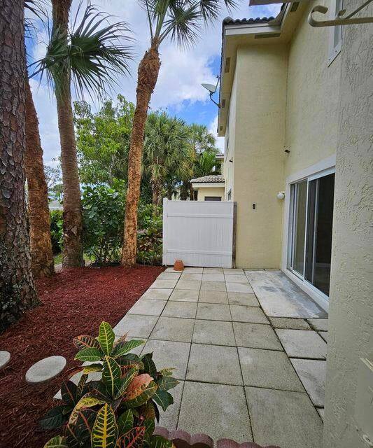 Townhouse for rent at 13490 Old Englishtown Rd, Wellington, FL 33414