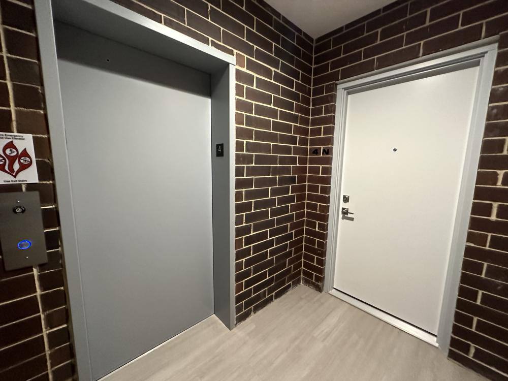 Apartment for rent at 6355 N Glenwood Ave #4N, Chicago, IL 60626