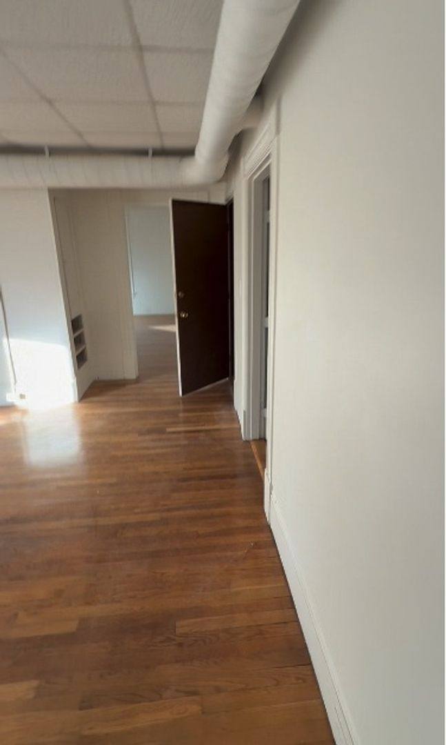 Townhouse for rent at 715 Union St, Manchester, NH 03104